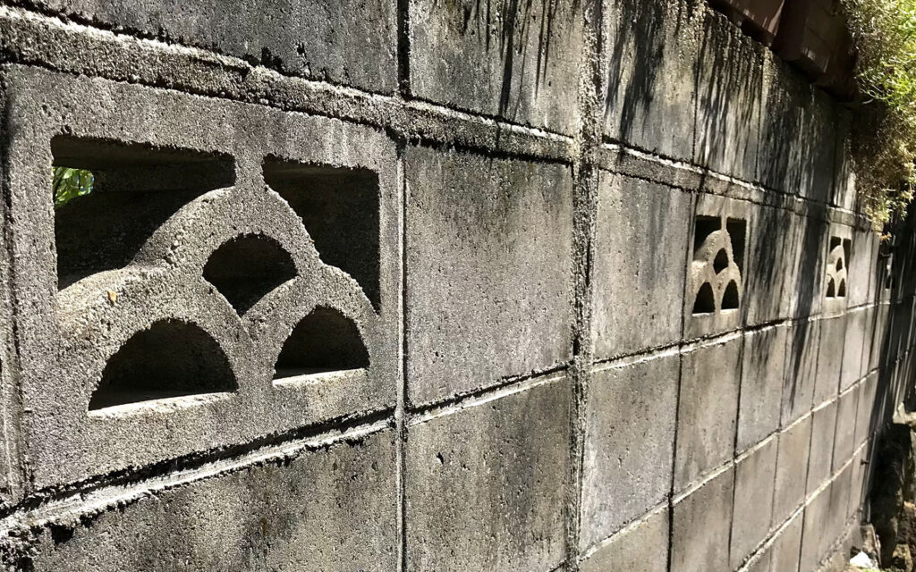 ブロック塀